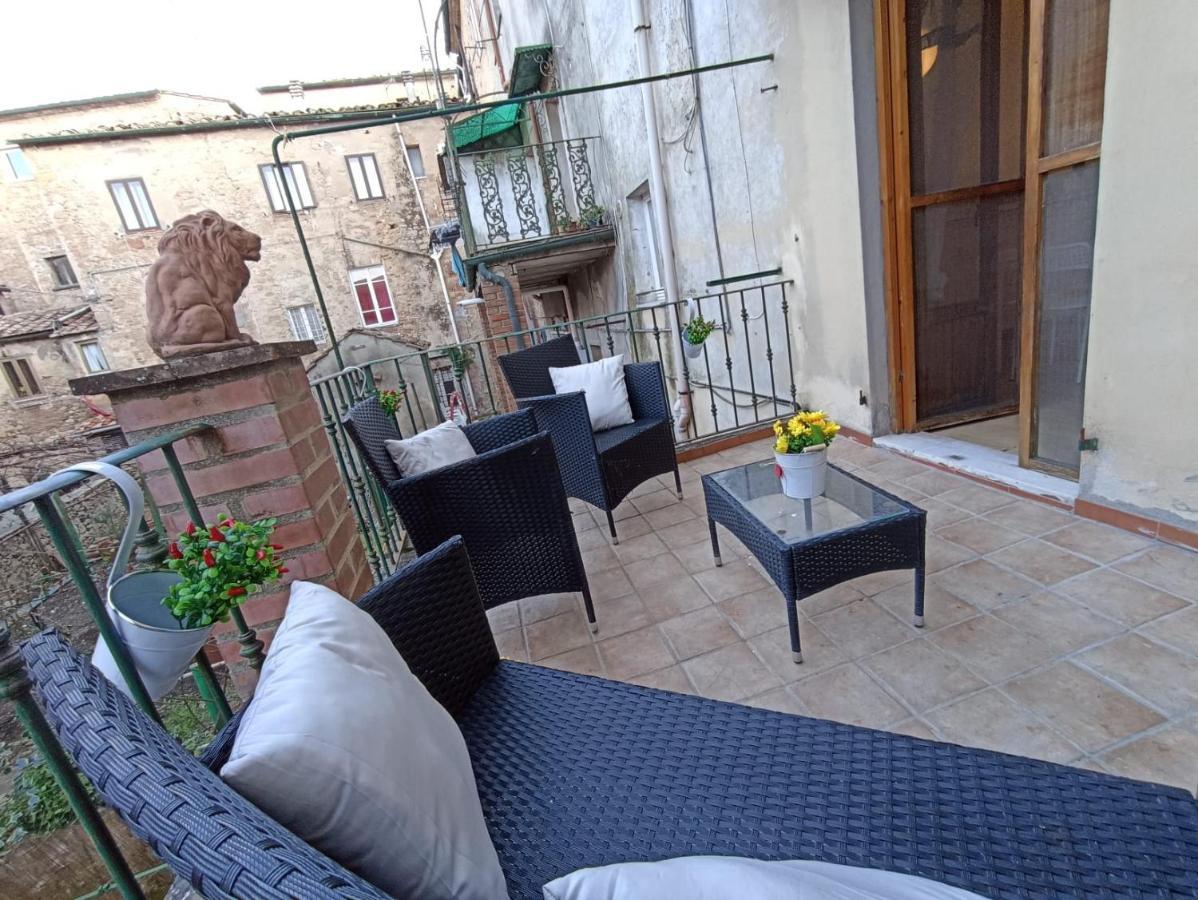 Sunrise Appartamento Volterra Dış mekan fotoğraf